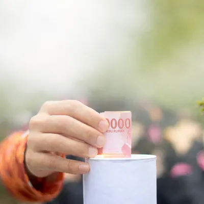 Sedekah: Amalan Sederhana yang Dampaknya Luar Biasa